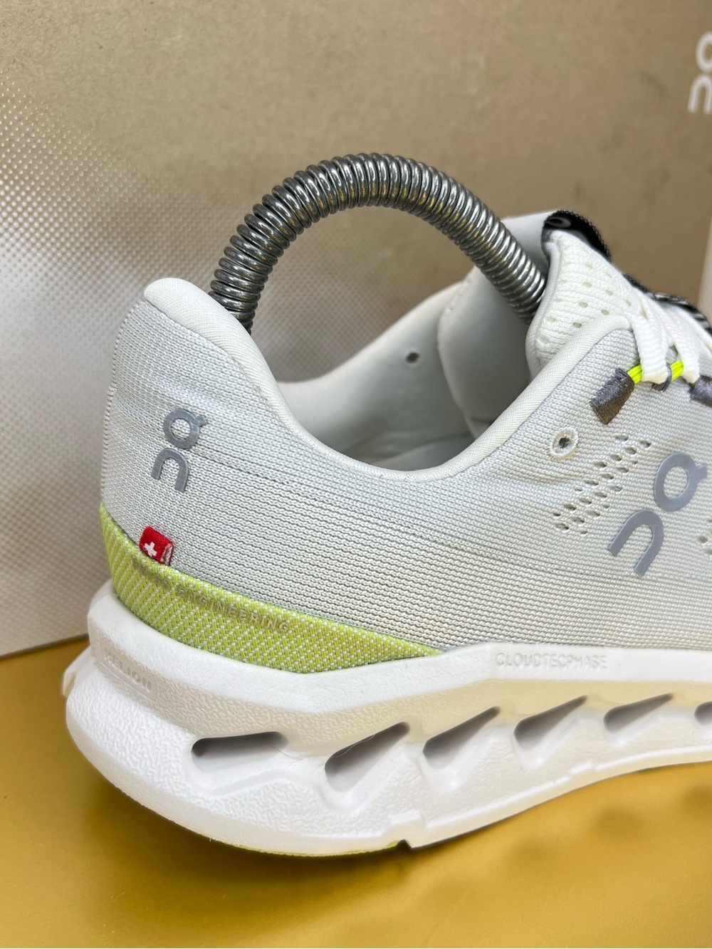 On Running Cloudsurfer Womens Size 8 White/Sand With Box Worn 3x Indoors Only! - Picture 3 of 16
